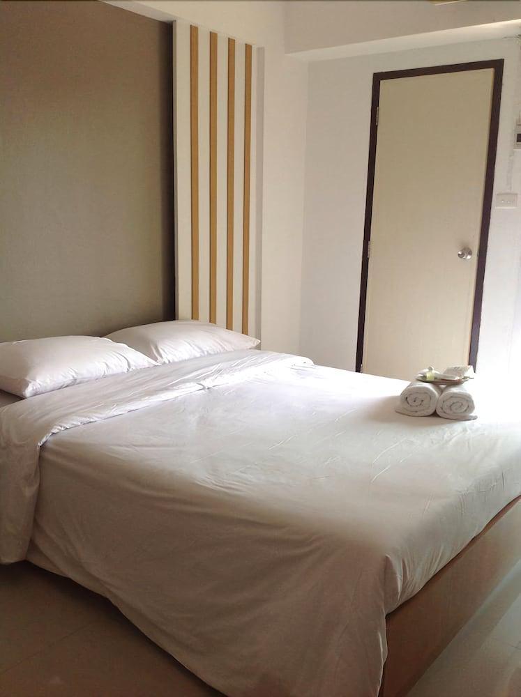 Beerapan Hotel Bangkok Esterno foto